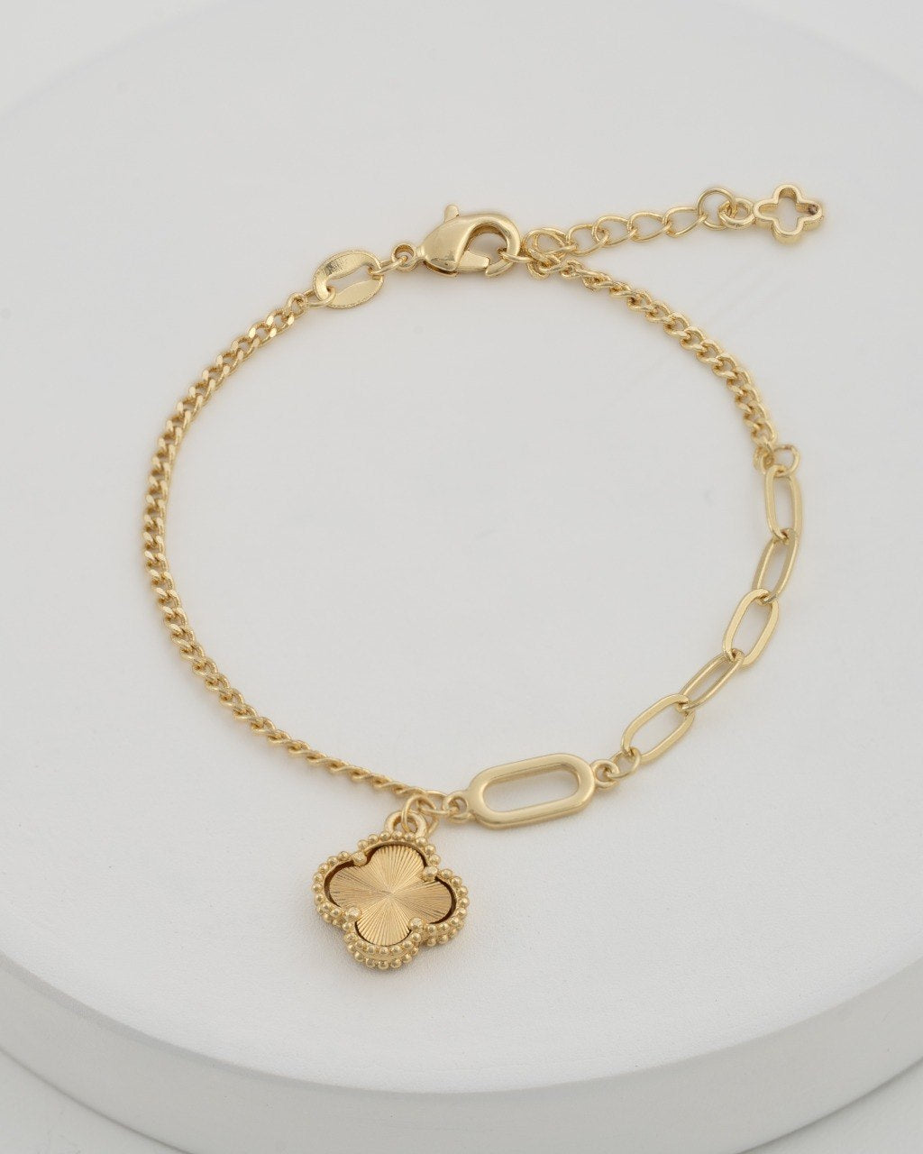 PULSERA CUBANA TRÉBOL 15 CM.